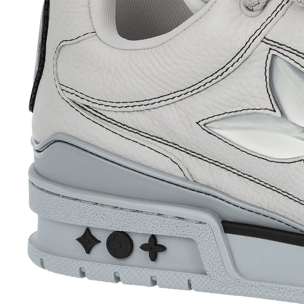 Skater Monogram Hellgrau