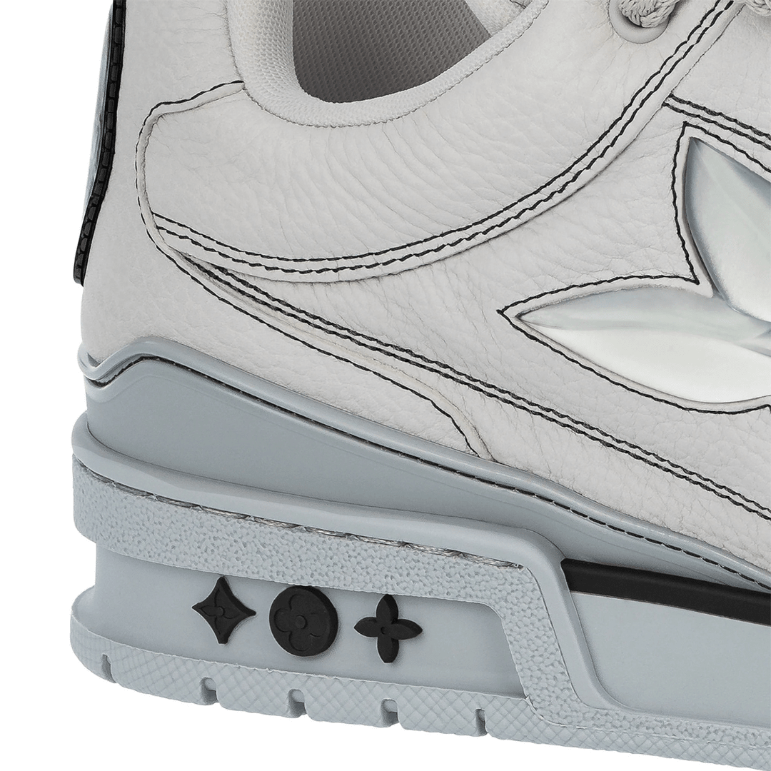 Skater Monogram Hellgrau