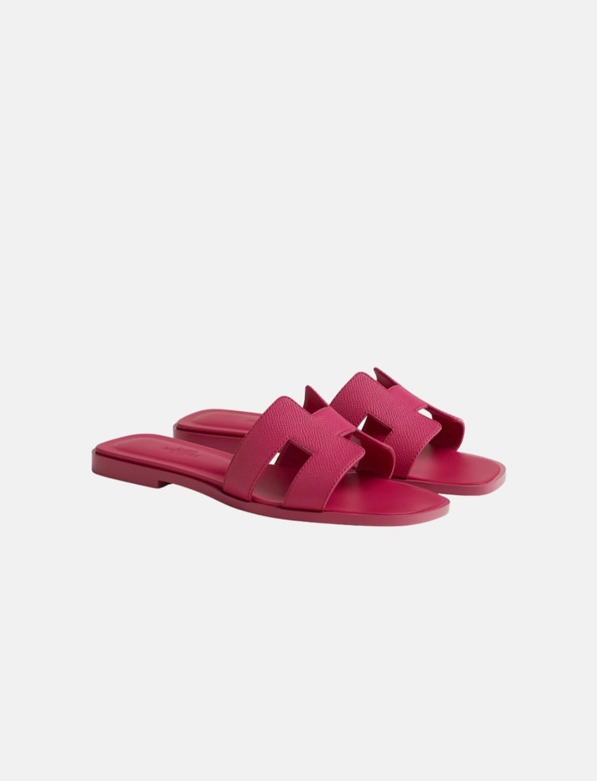"Herm" Oran Sandal